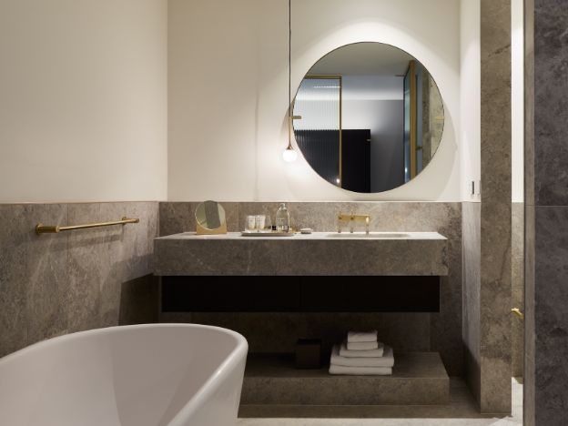 Outback wine package EOS bathroom Adelaide Australia