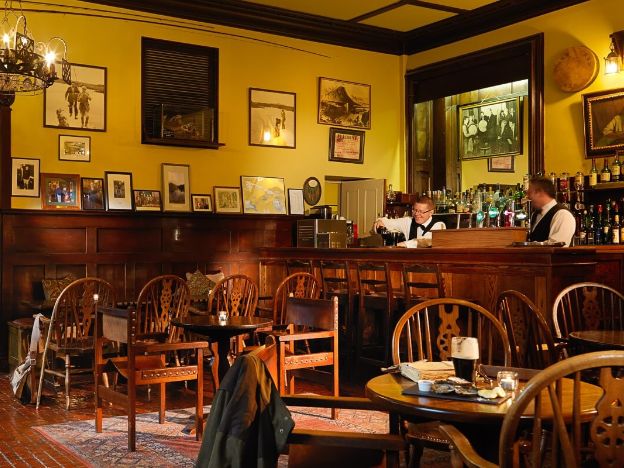 Luxury Irish Castles and Manors Self-drive tour Ballynahinch-Fishermans-Pub